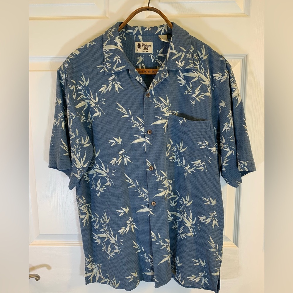 Vintage Silk Men’s Short Sleeve Button up Bamboo print 100% Silk Shirt Large